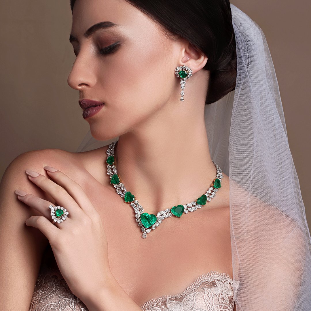 For The Love of Emerald & Diamond Set