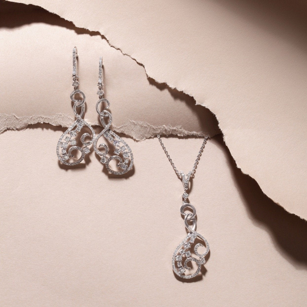 Spiral Diamonds Necklace | Diamond Necklace | Jewellery Store