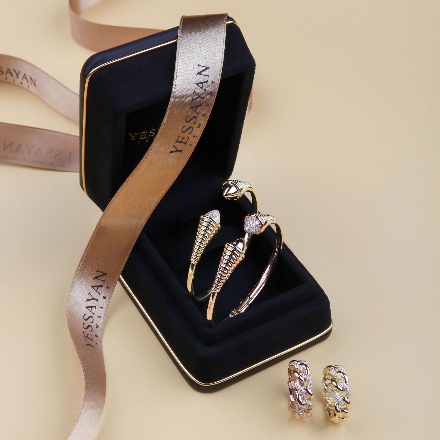Yellow Gold & Diamond Cuff Bracelet | jewelry online store | diamond cuff bracelet